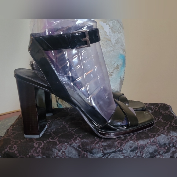 VINTAGE GUCCI TOM FORD BLACK PATENT LEATHER STRAPPY SANDALS 4" HEELS 9B - Picture 11 of 13